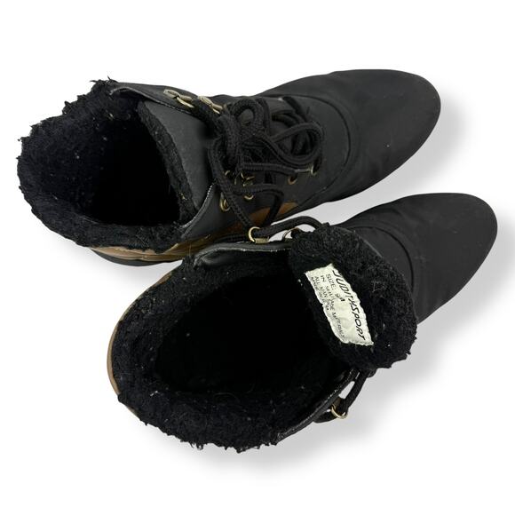 Vintage 80's waterproof black and brown lace up boots by JUDITH SPORT - Picture 7 of 14